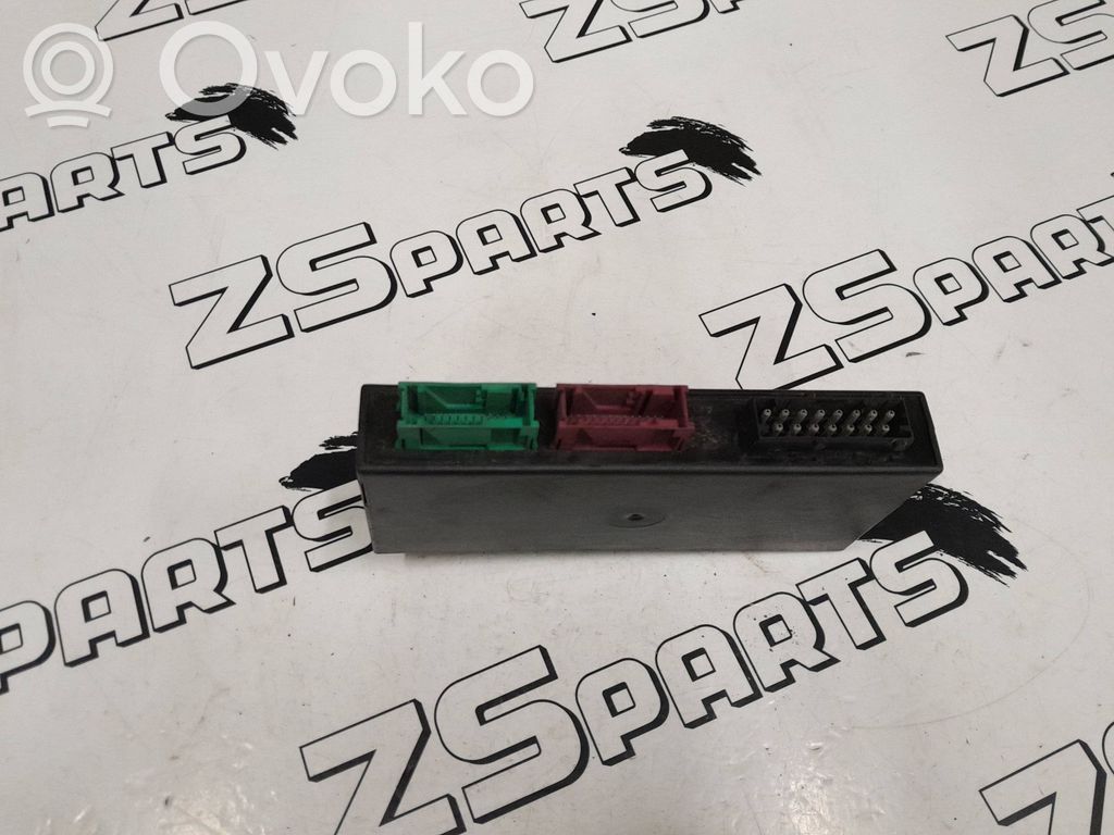 BMW 3 E36 Komforto modulis 