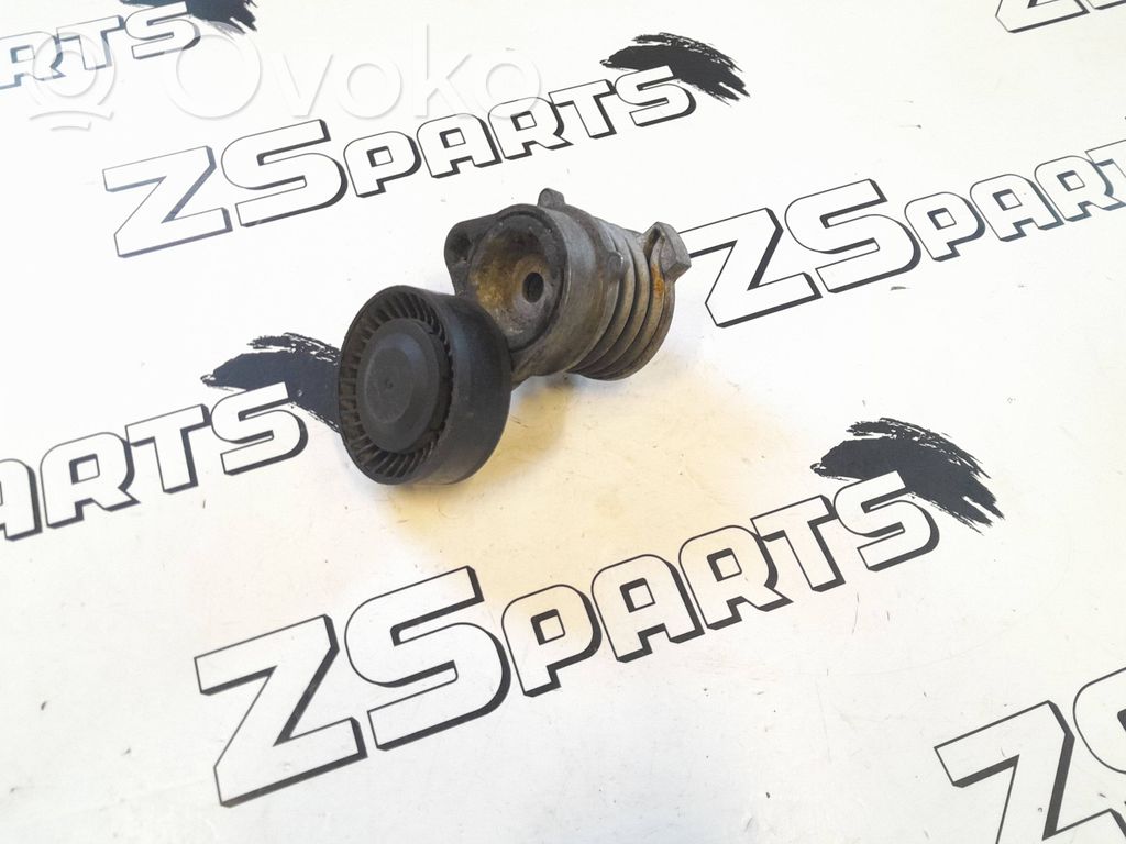 BMW 5 E60 E61 Diržo įtempėjas 