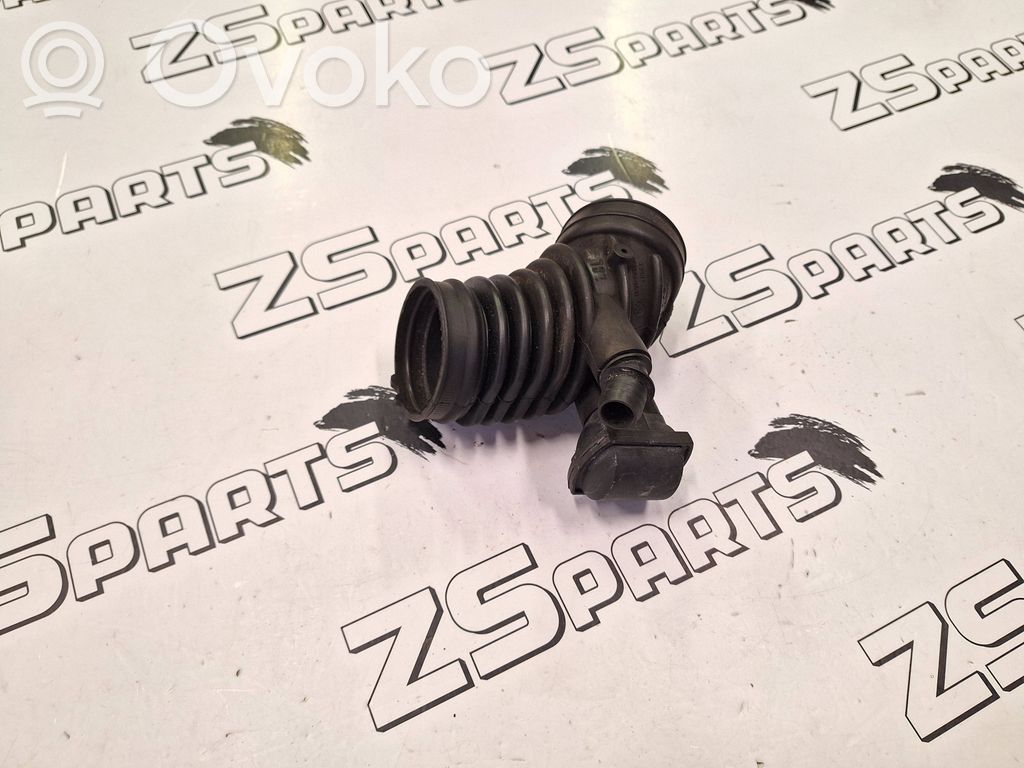 BMW 3 E36 Air intake duct part 