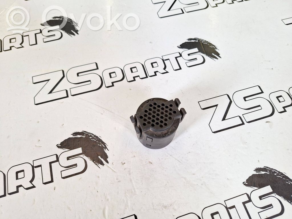 BMW 5 E34 Horn signal 