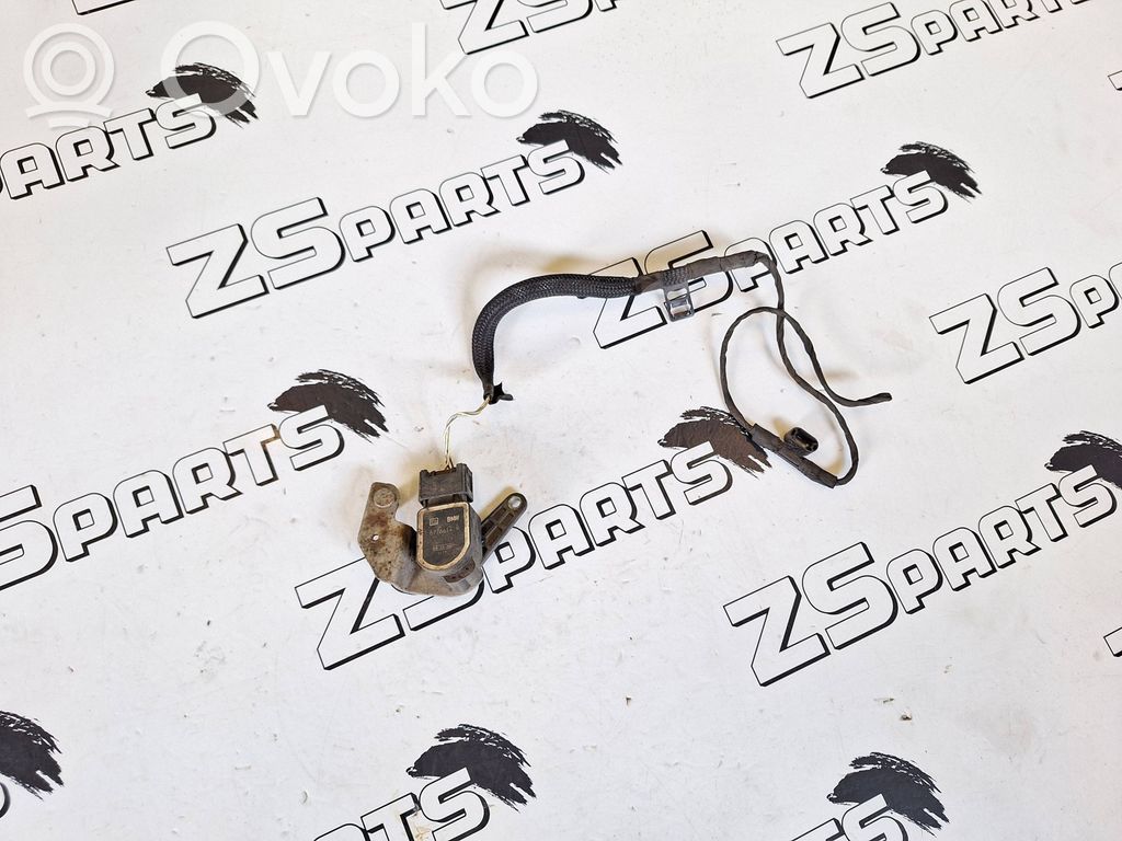 Headlight/headlamp level sensor   6776614