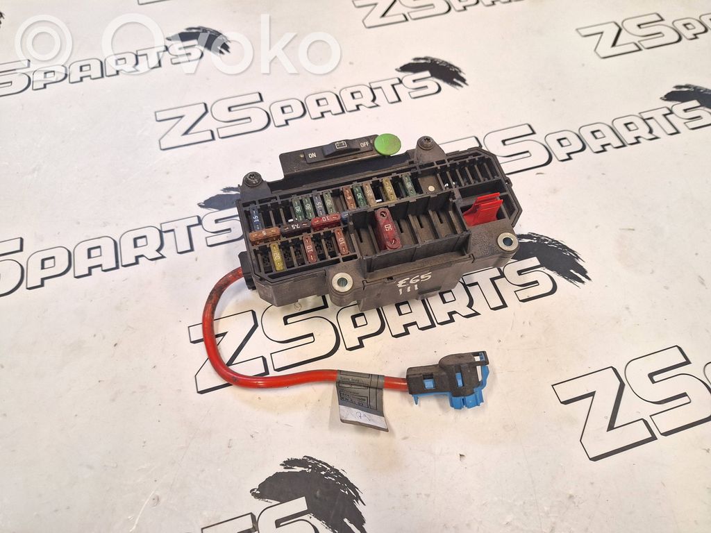 Drošinātāju bloks   1446339