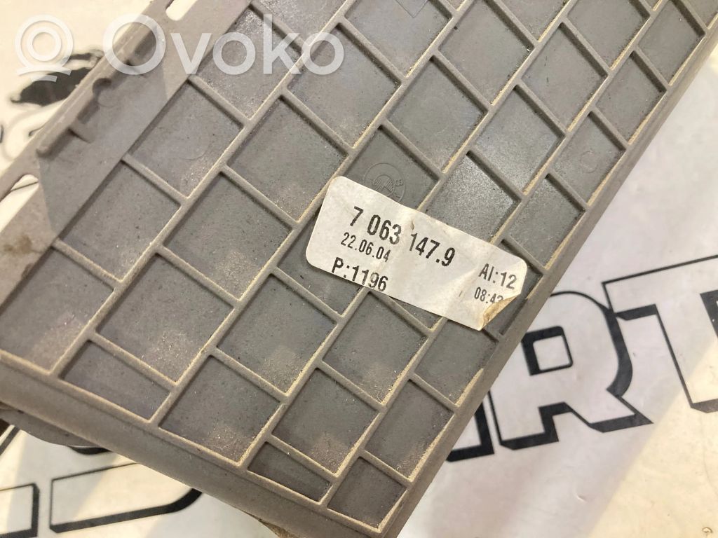 BMW 5 E60 E61 Cita veida salona detaļa 