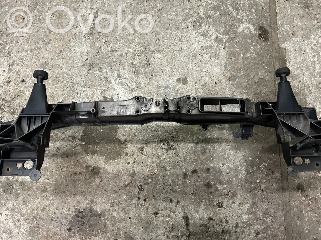 Ford C-MAX II Radiatoru paneļa augšējā daļa (televizors) 