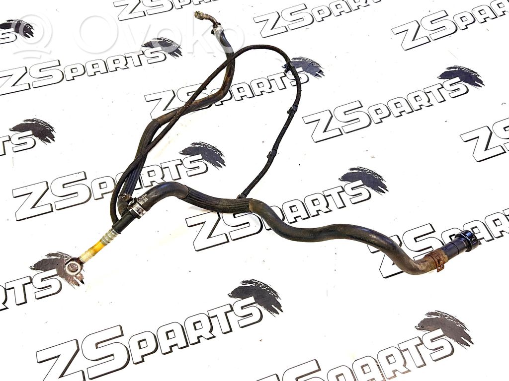 Fuel line pipe   7796876