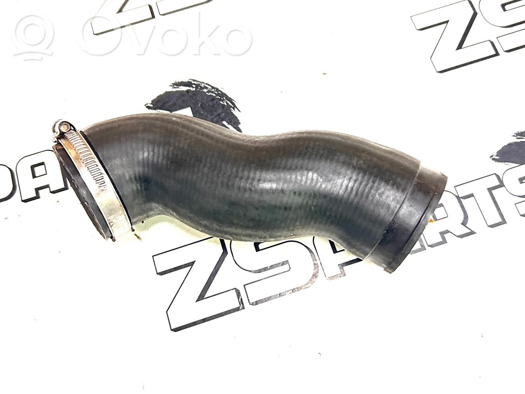 BMW 7 E38 Manguera/tubo del intercooler 