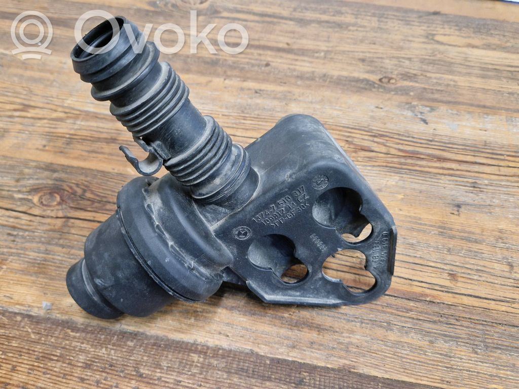 BMW 3 E46 Oro paėmimo kanalo detalė (-ės) 