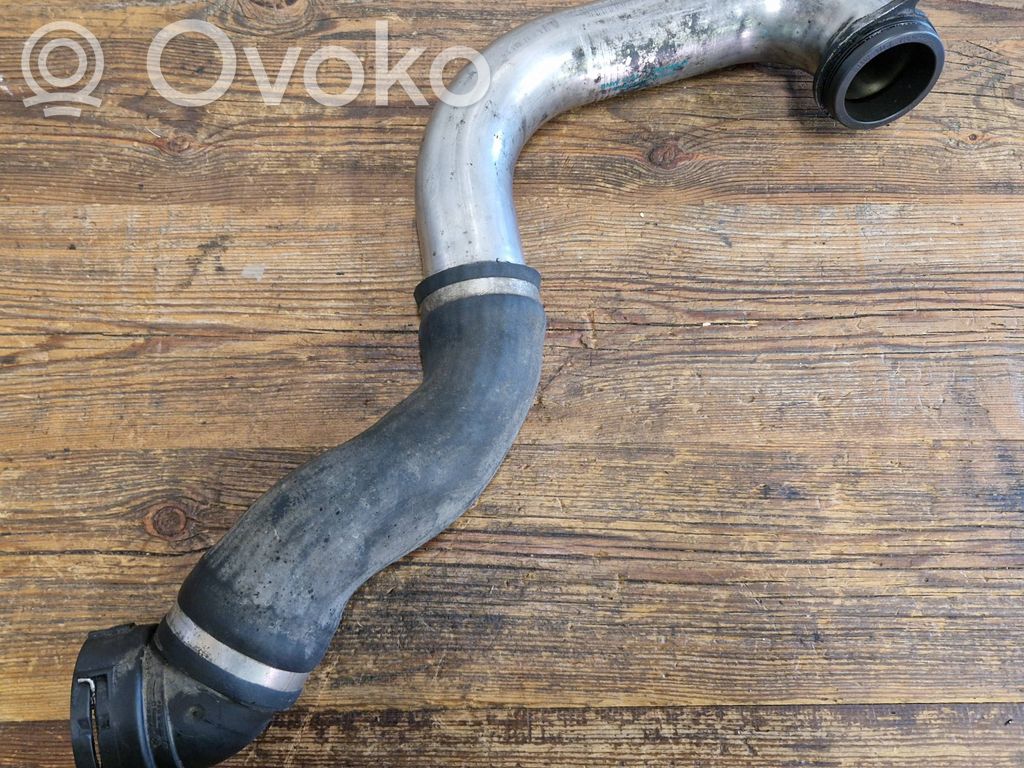 BMW 5 E60 E61 Interkūlera šļūtene (-es) / caurule (-es) 
