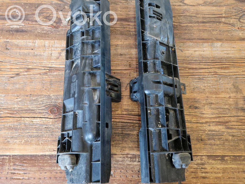 BMW 3 E90 E91 Staffa di montaggio del radiatore 