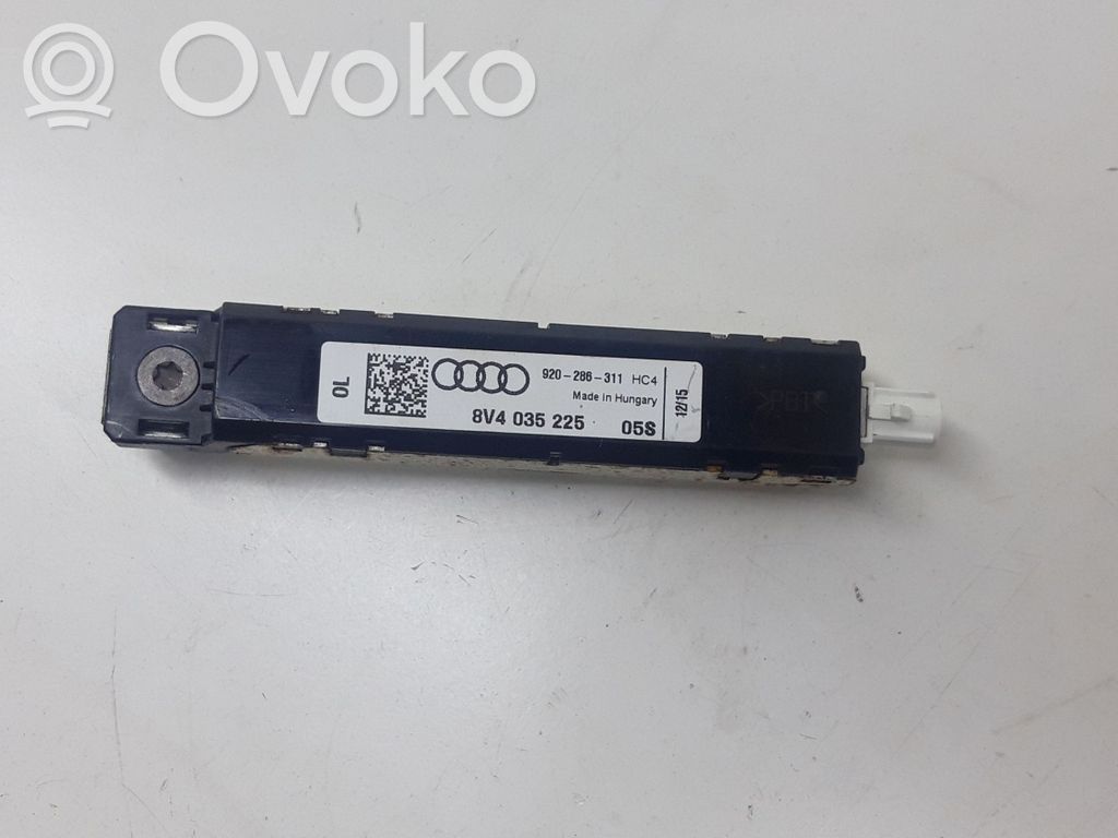 Audi A3 S3 8V Antenos stiprintuvas 