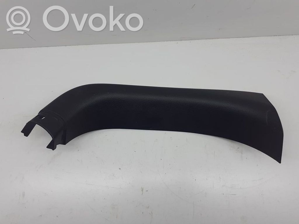 Toyota Verso Tailgate trim 