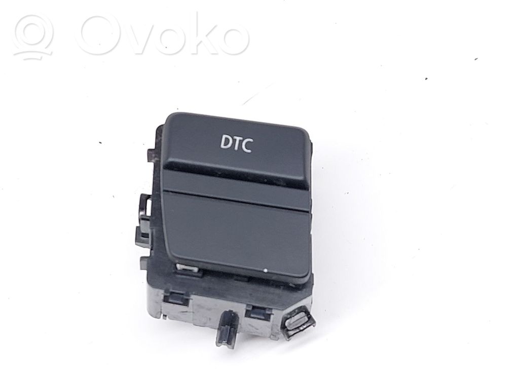 BMW 5 E60 E61 DTC jungtukas 