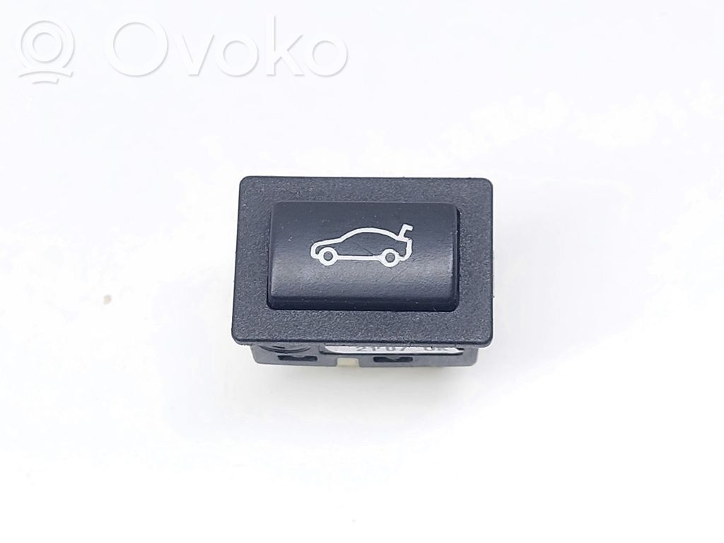 BMW 5 E60 E61 Interruptor para abrir la puerta trasera 