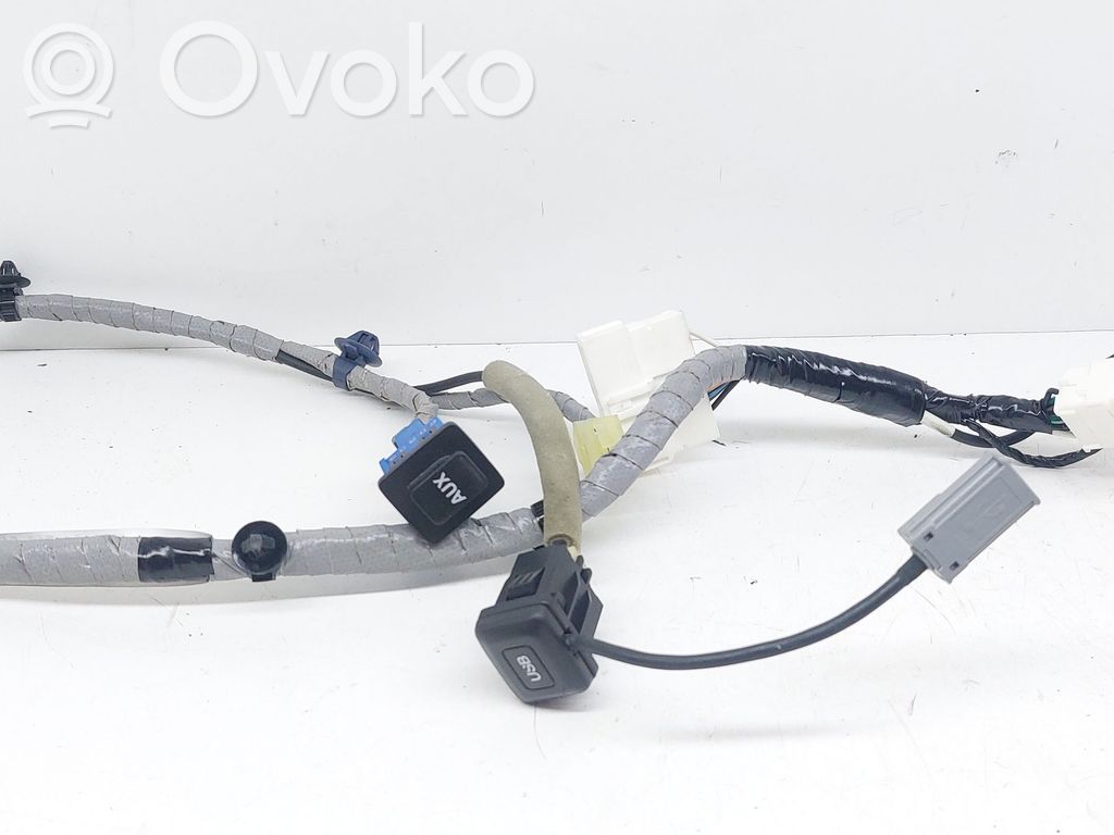 Enchufe conector USB   32104T1G,BD823
