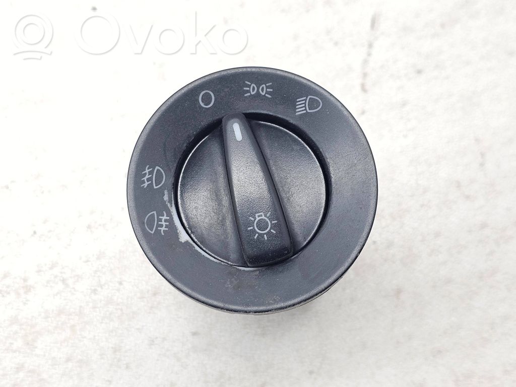 Volkswagen PASSAT B5 Interruptor de luz 
