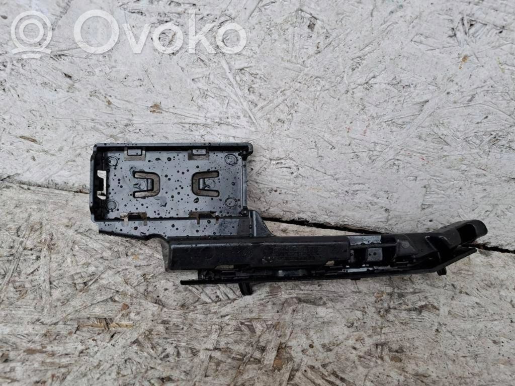 Skoda Octavia Mk4 Soporte de montaje del guardabarros 
