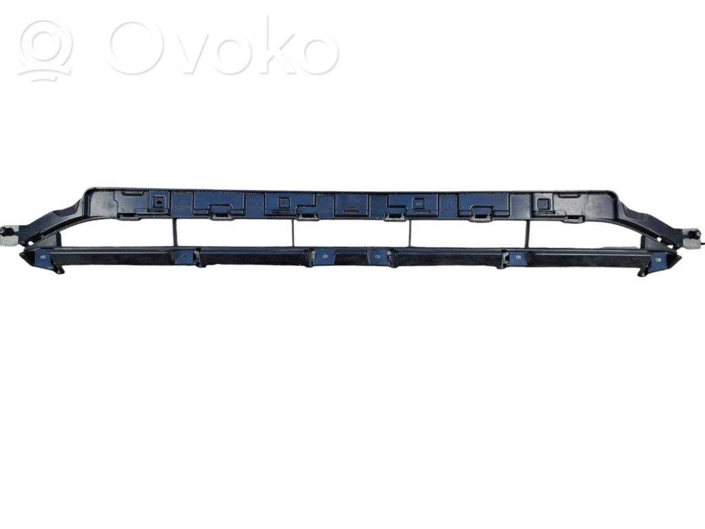 Audi Q7 4M Front bumper lower grill 
