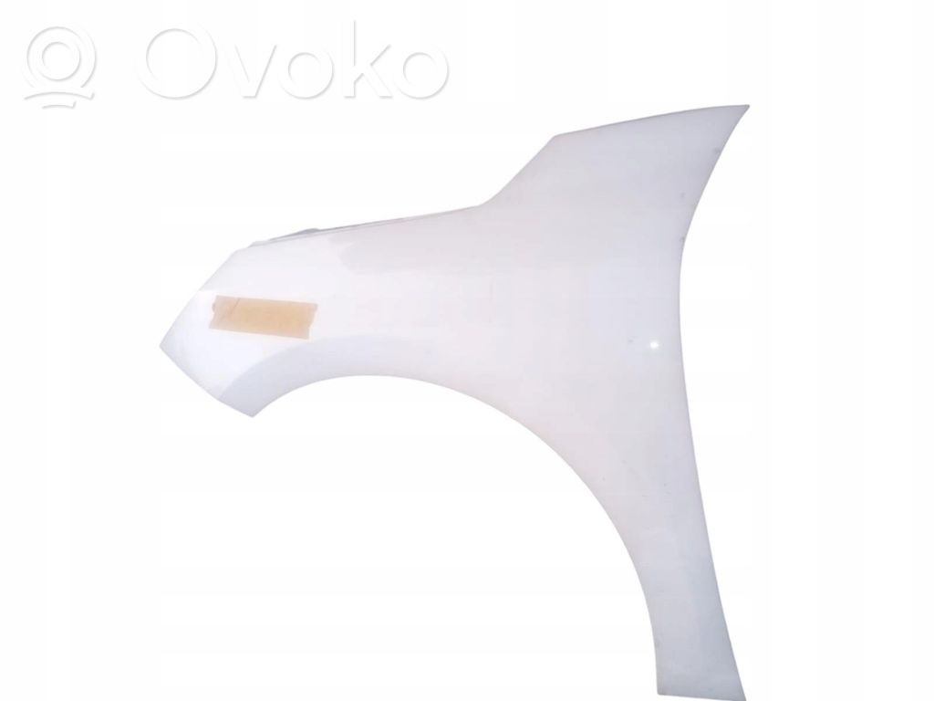 Opel Corsa F Błotnik przedni 