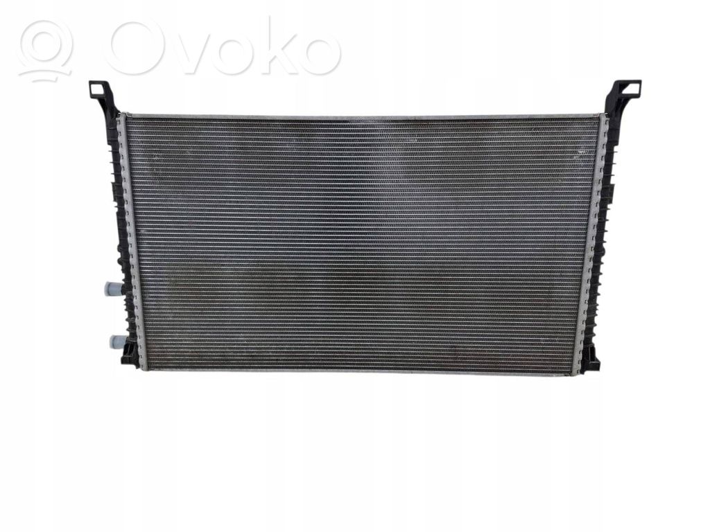 Audi A4 S4 B9 8W Coolant radiator 