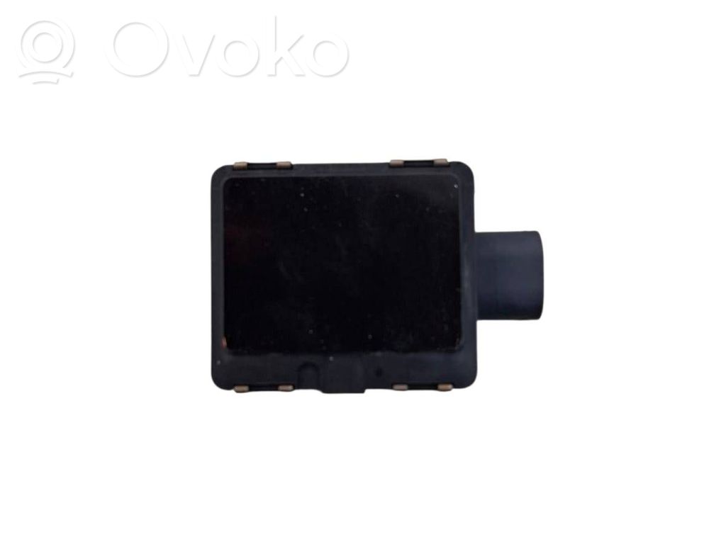 Sensor de radar Distronic   6898103,39R13196