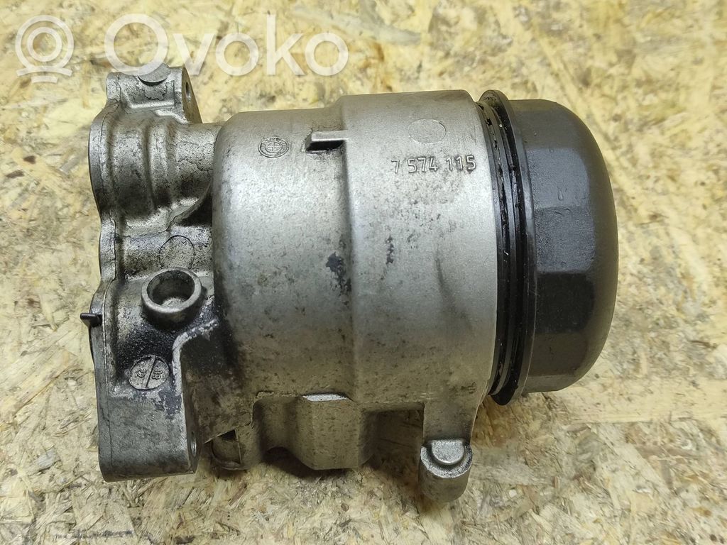 BMW 1 E81 E87 Oil filter mounting bracket 