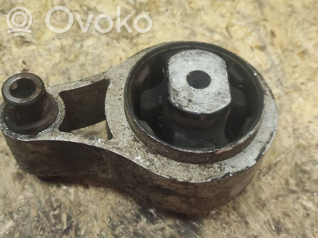 Opel Movano A Engine mount bracket 