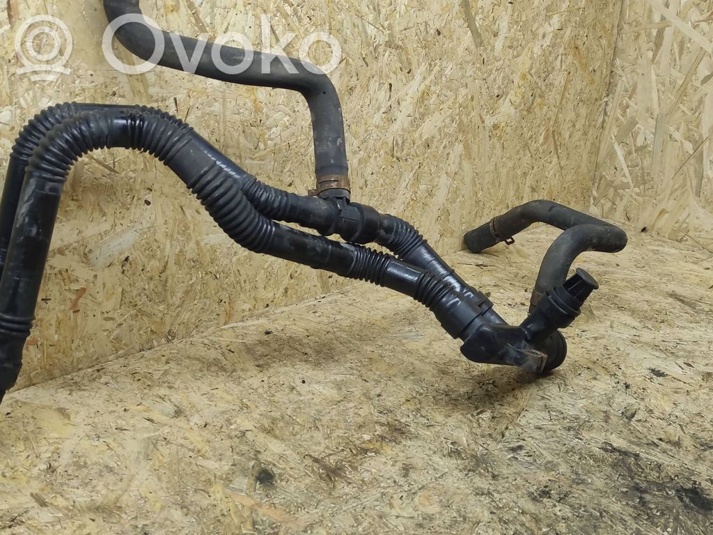 Ford Fiesta Engine coolant pipe/hose 