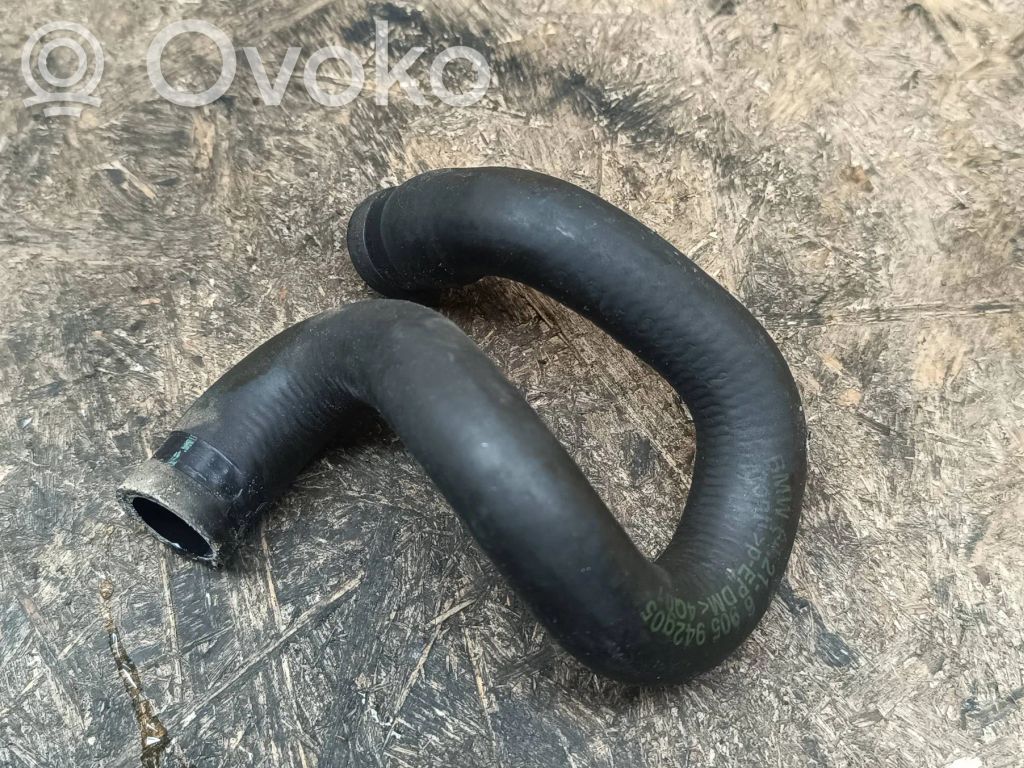 Engine coolant pipe/hose   6905942