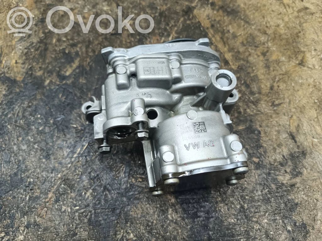 Volkswagen Golf VII Pompa olejowa 