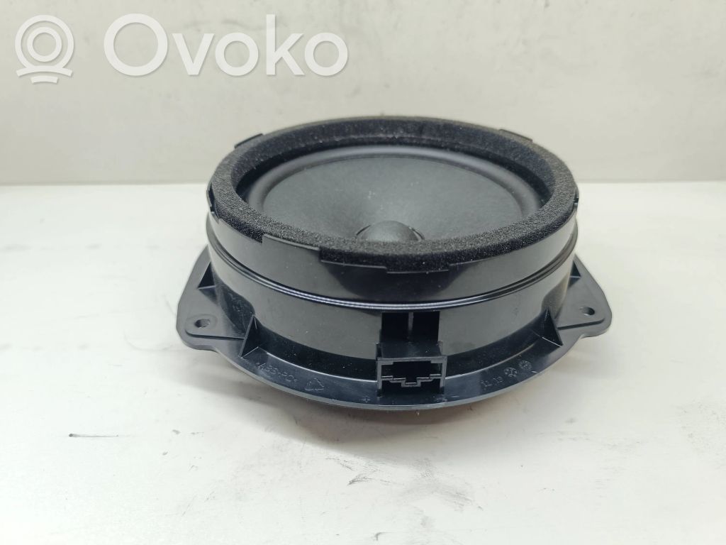 Audi Q2 - Altavoz de la puerta trasera 