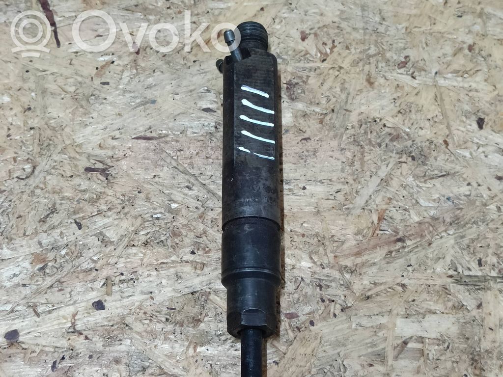 Skoda Fabia Mk1 (6Y) Fuel injector 
