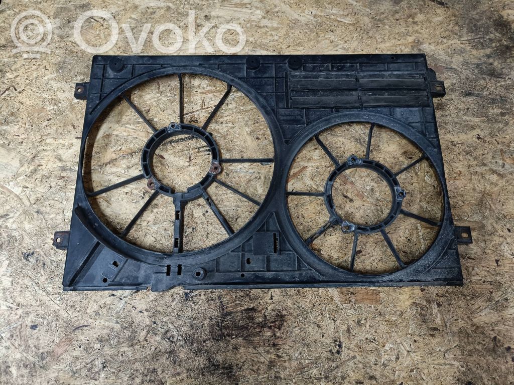Volkswagen PASSAT B6 Elektryczny wentylator chłodnicy 