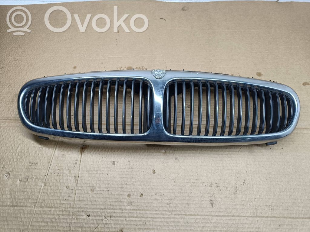 Jaguar X-Type Front grill 