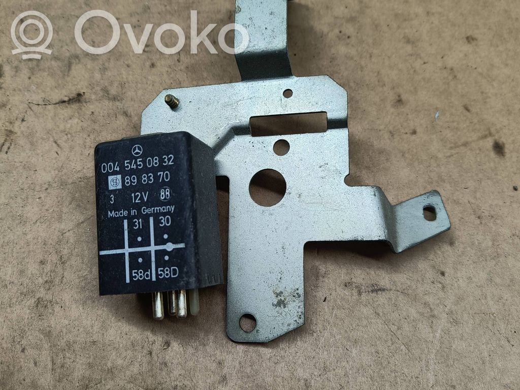 Mercedes-Benz E W124 Other relay 