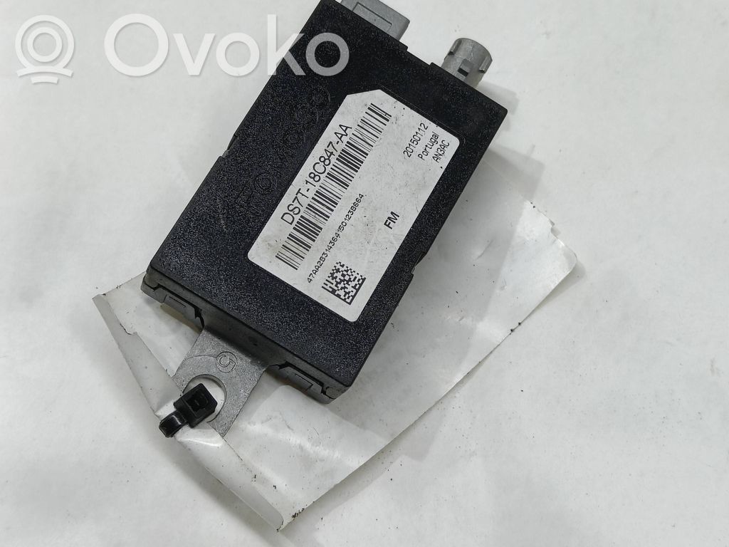 Ford Mondeo MK V Antenos stiprintuvas 