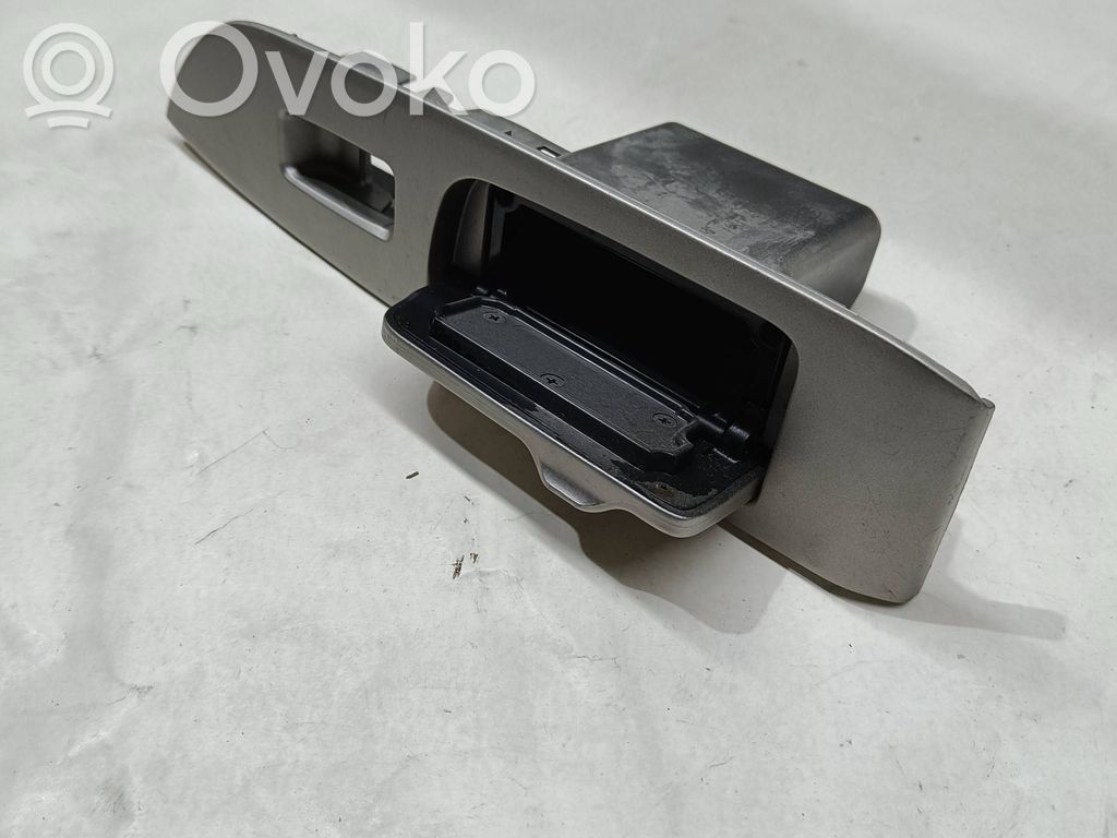 Lexus RX 330 - 350 - 400H Rear door window switch trim 