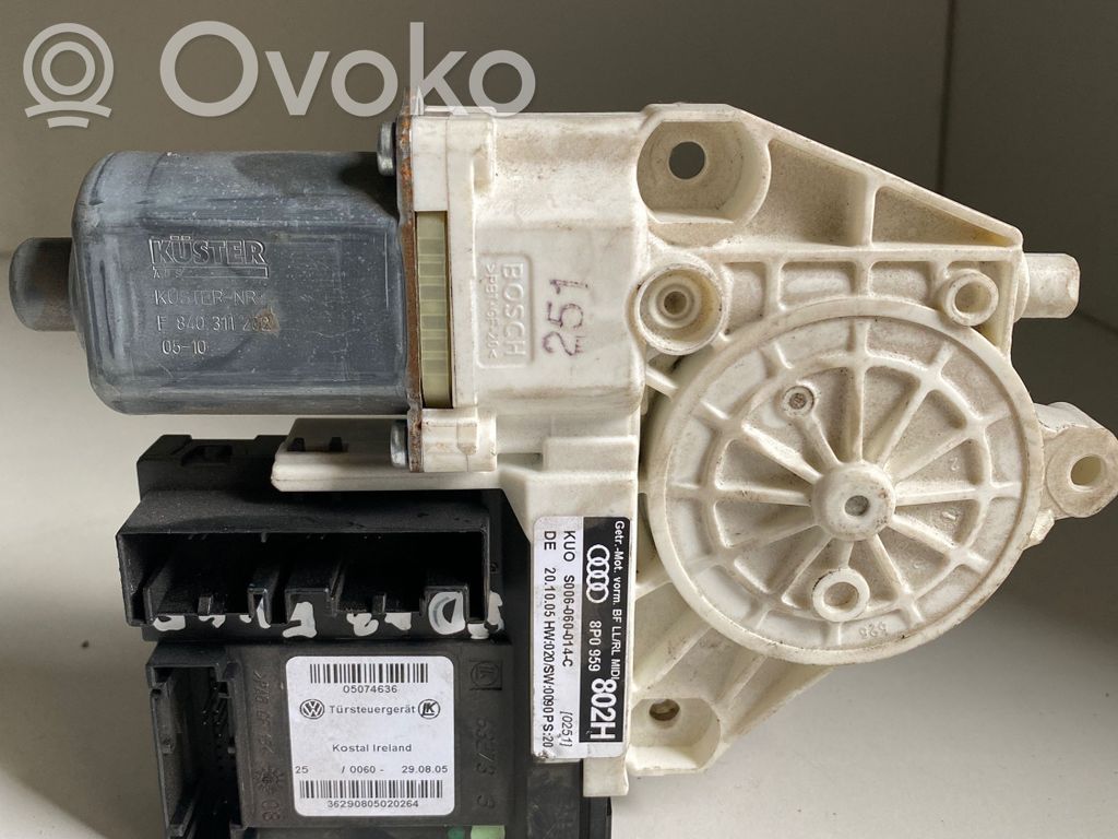 Audi A3 S3 8P Front door window regulator motor 