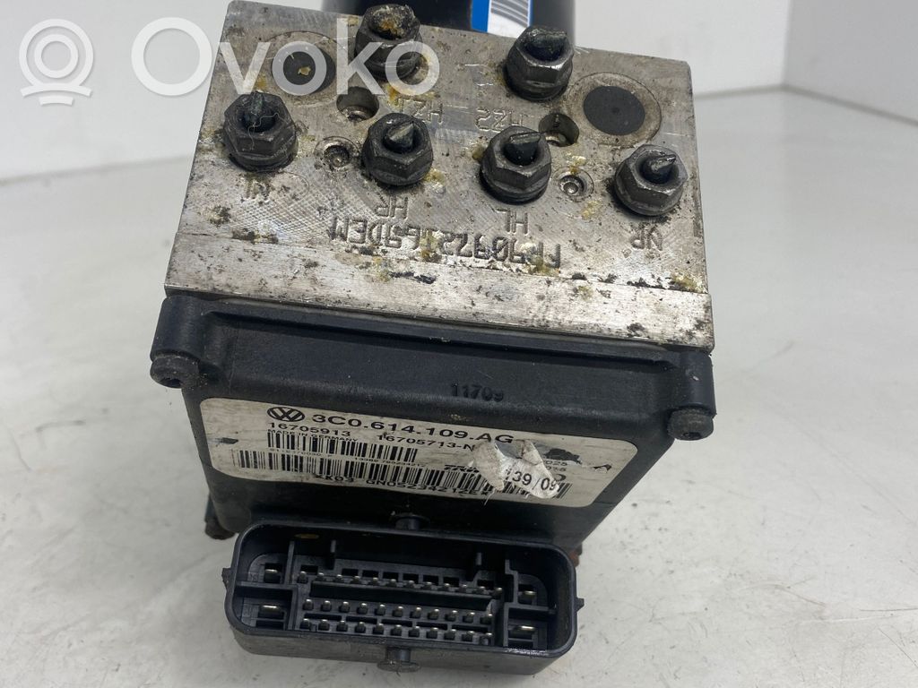 Volkswagen PASSAT B6 ABS Pump 
