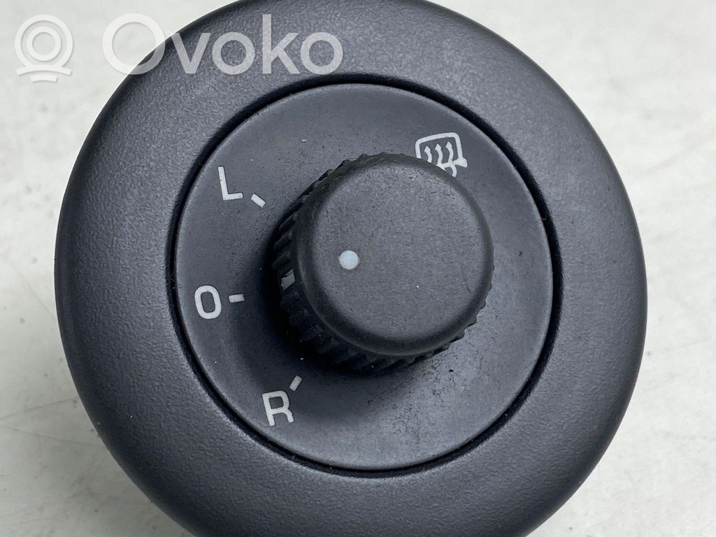 Volkswagen Scirocco Wing mirror switch 
