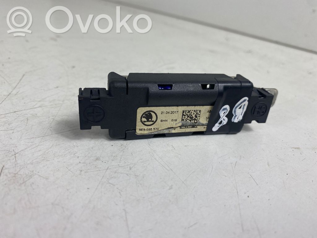 Skoda Octavia Mk3 (5E) Antennenverstärker Signalverstärker 