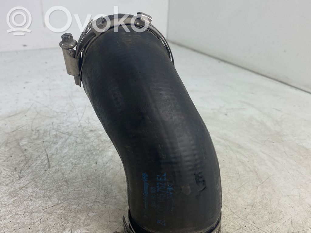 Volkswagen PASSAT B6 Intercooler hose/pipe 
