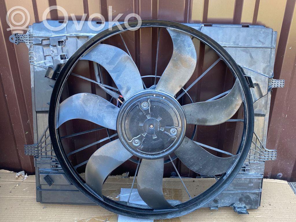 Mercedes-Benz GLC C253 Ventilator electric răcire radiator 