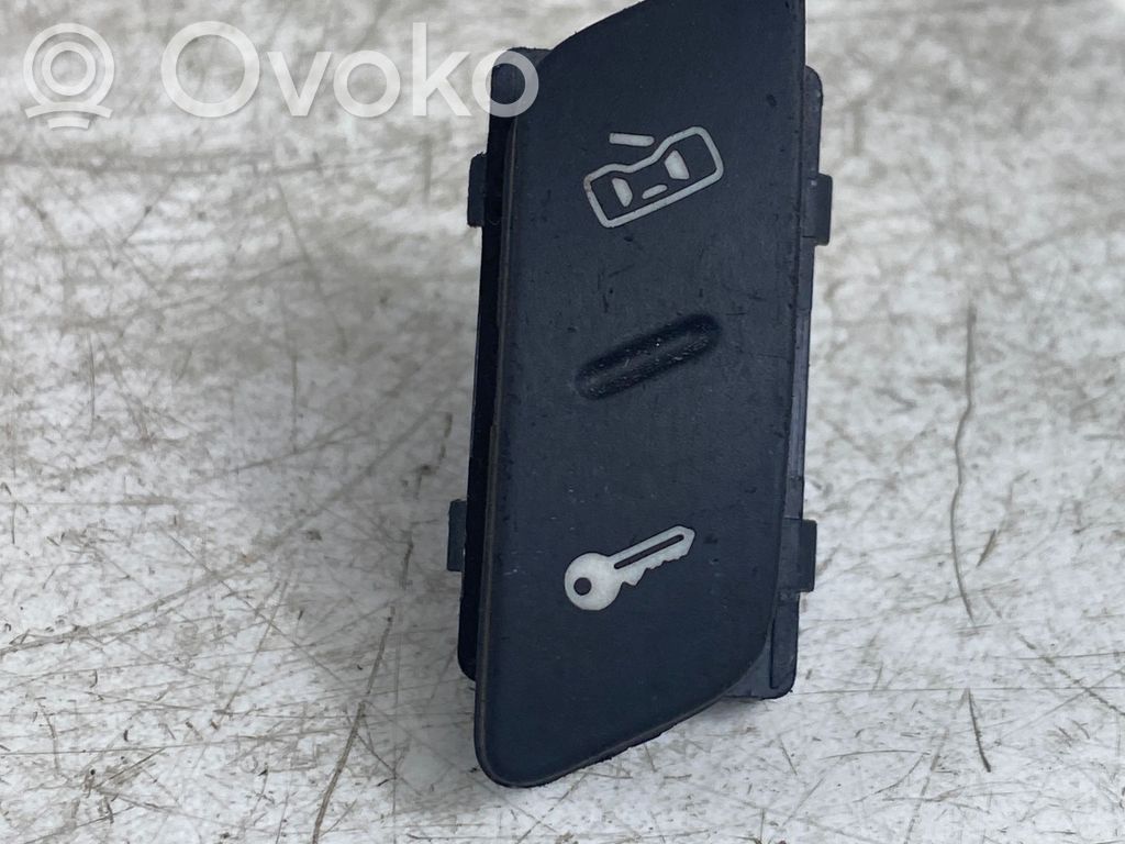 Volkswagen Golf V Central locking switch button 