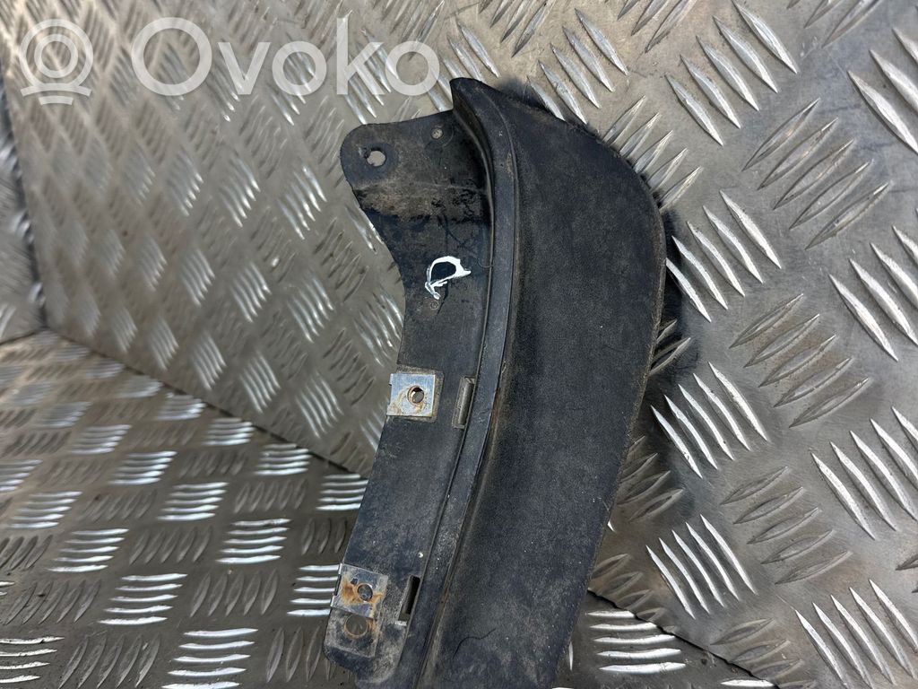 Audi Q7 4L Eturoiskeläppä 