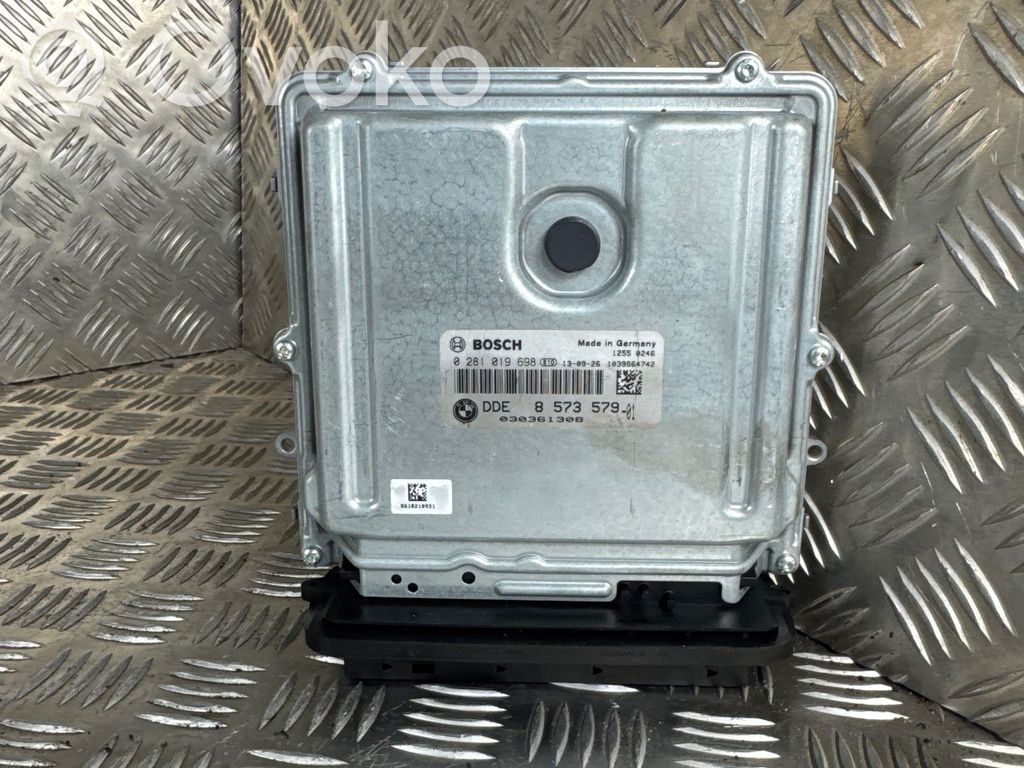 BMW 5 F10 F11 Engine control unit/module 