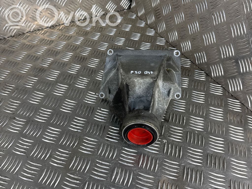 BMW 3 F30 F35 F31 Driveshaft support bearing bracket 