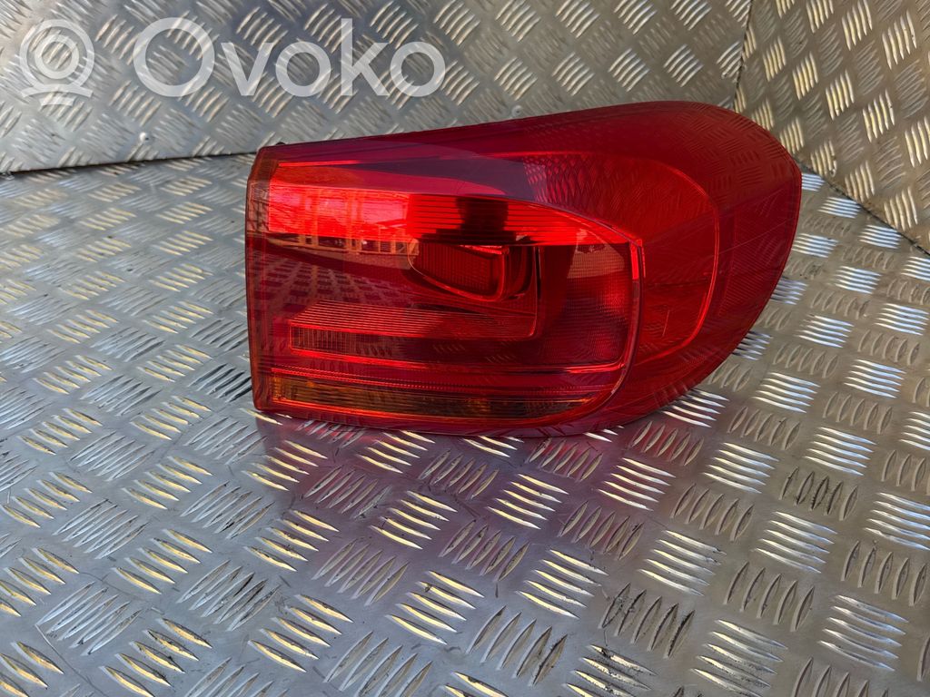 Volkswagen Tiguan Lampa tylna 