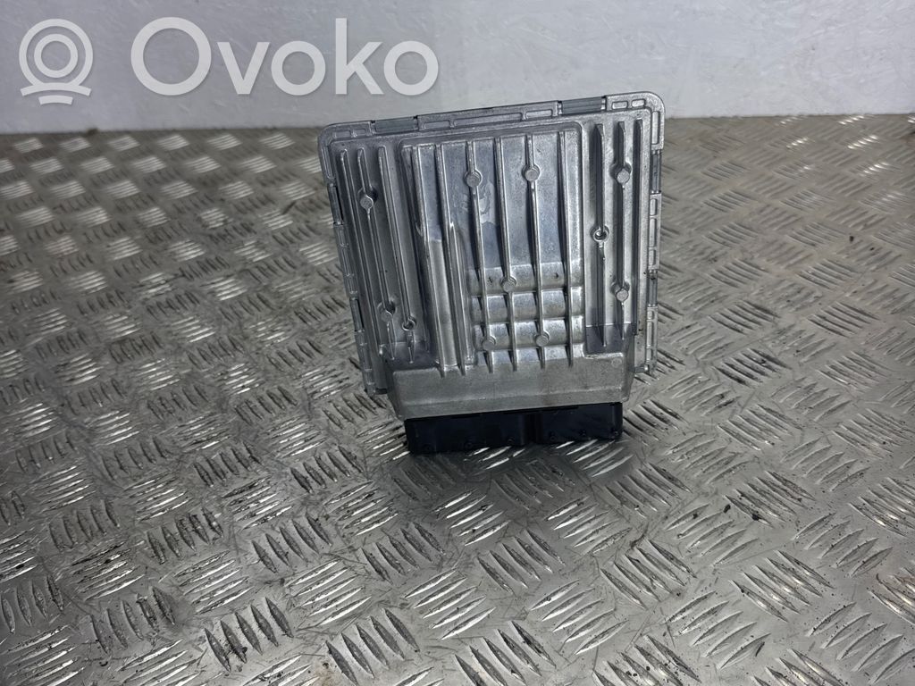 BMW 5 E60 E61 Engine control unit/module 