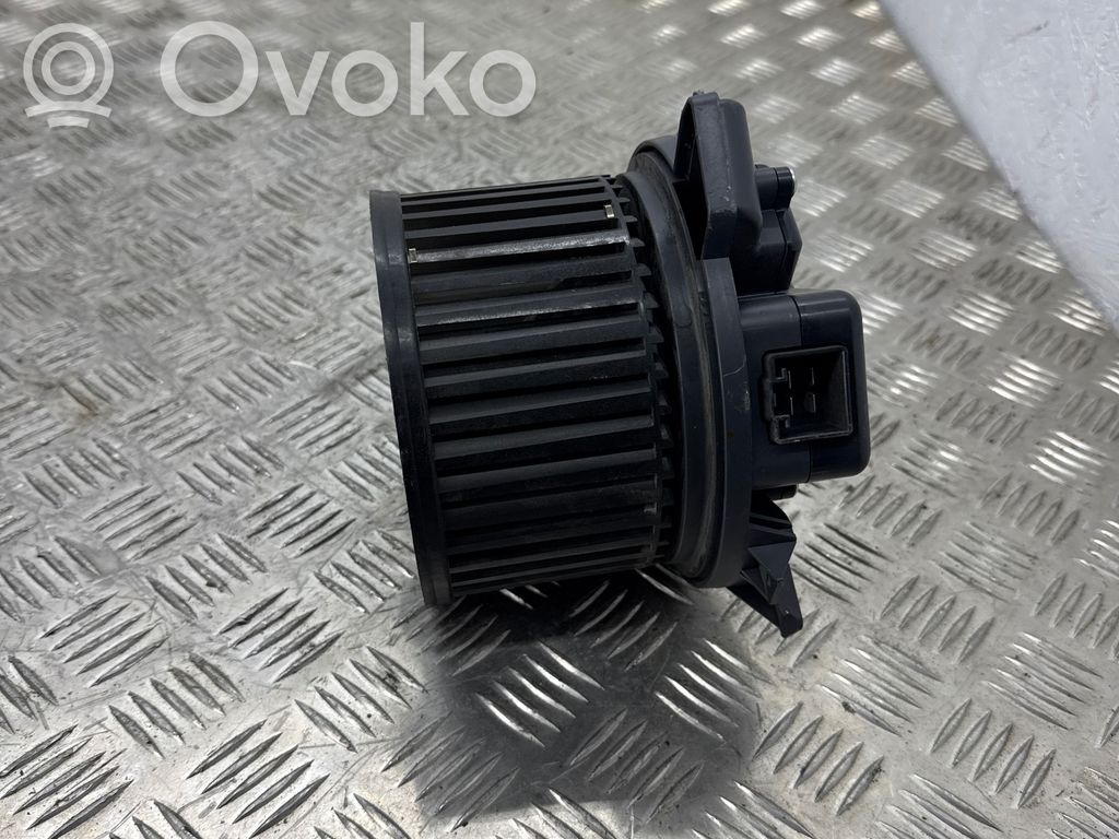 Tesla Model 3 Mazā radiatora ventilators 