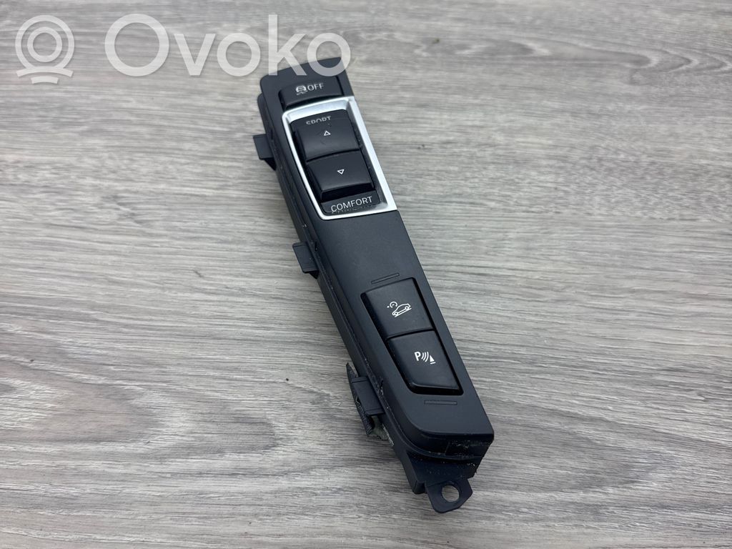 BMW 5 F10 F11 Parking (PDC) sensor switch 